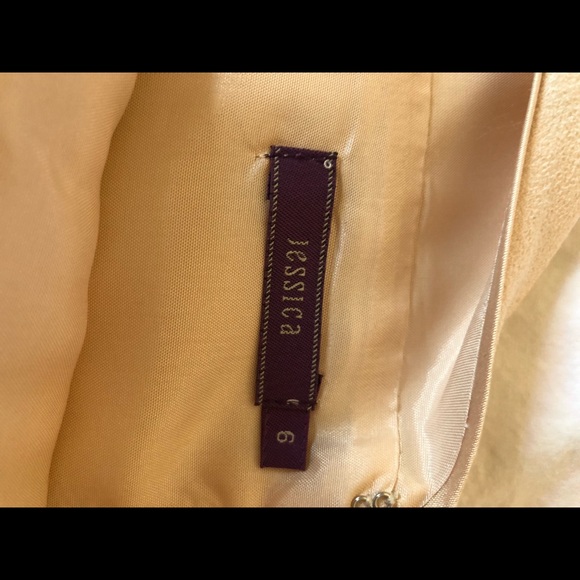 Jessica, a stylish and contemporary fashion, with Hong Kong as home base - Picture 10 of 14